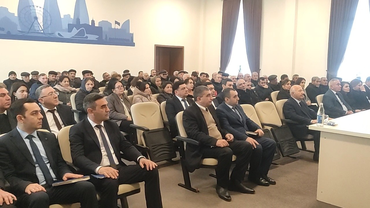 Seymur Orucov vətəndaşların problemini dinlədi - FOTOLAR